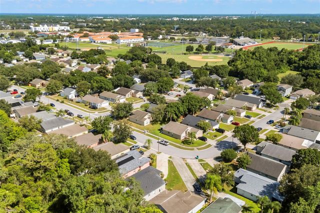 11130 PINEWOOD COVE LANE, Orlando, FL 32817