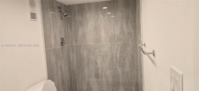 1200 Saint Charles Pl 207, Pembroke Pines, FL 33026