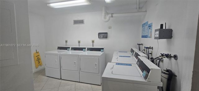 1200 Saint Charles Pl 207, Pembroke Pines, FL 33026