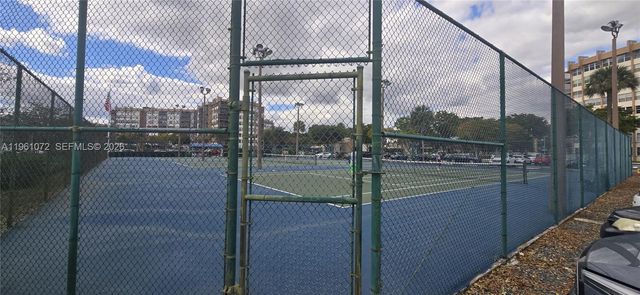 1200 Saint Charles Pl 207, Pembroke Pines, FL 33026