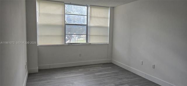 1200 Saint Charles Pl 207, Pembroke Pines, FL 33026