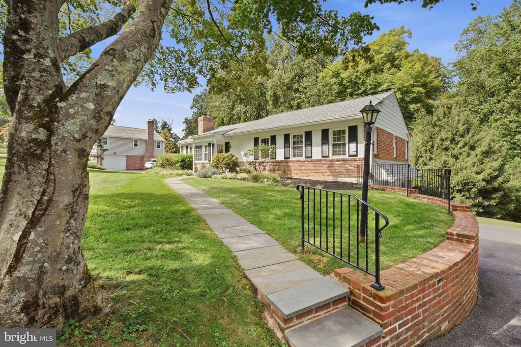 144 BROOKSIDE RD, Newtown Square, PA 19073 — photo 2