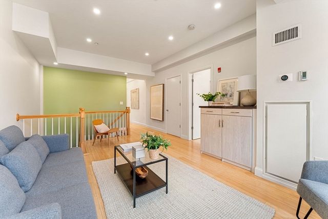 35 Fay Street 101, Boston, MA 02118