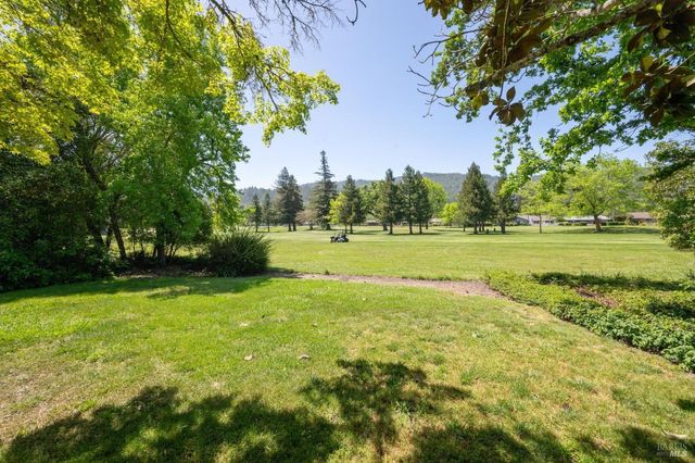 6620 Fairfield Dr, Santa Rosa, CA 95409