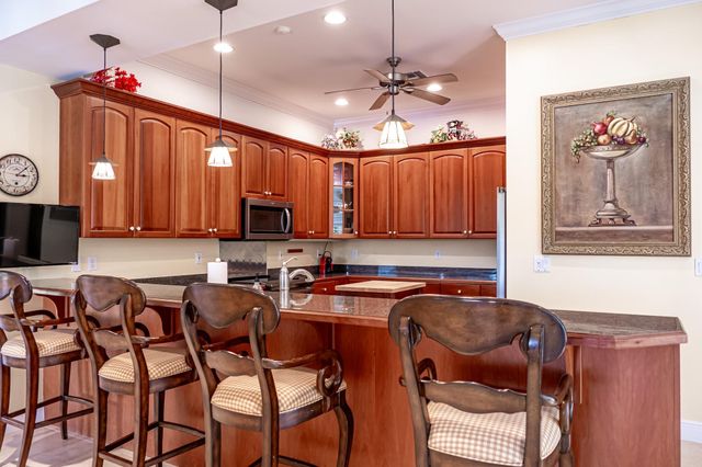 2490 NW Lakeridge Drive, Palm City, FL 34990