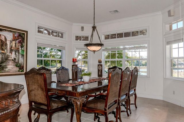 2490 NW Lakeridge Drive, Palm City, FL 34990