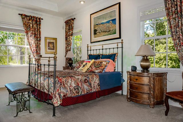 2490 NW Lakeridge Drive, Palm City, FL 34990