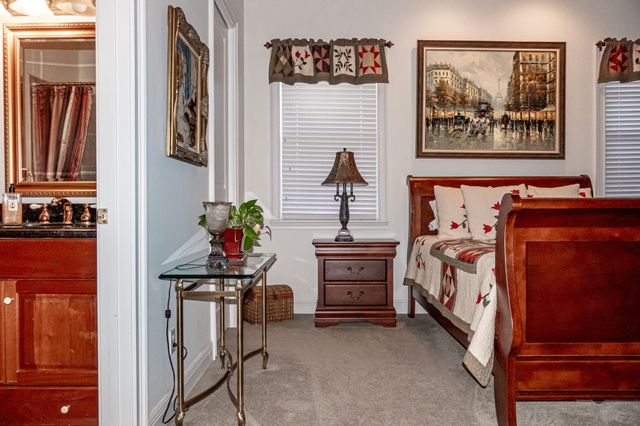 2490 NW Lakeridge Drive, Palm City, FL 34990