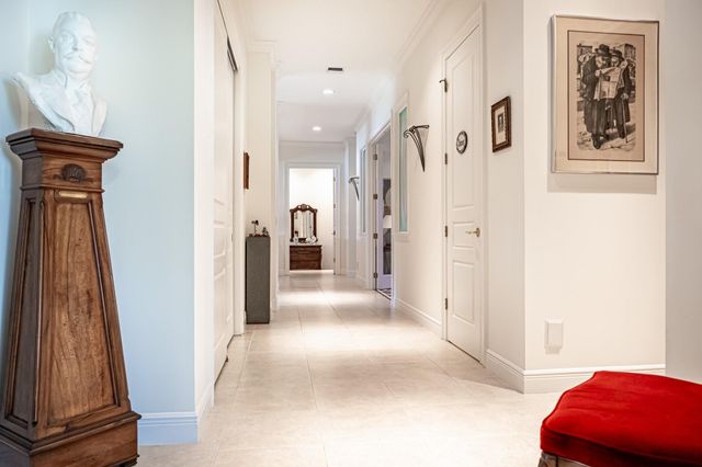 2490 NW Lakeridge Drive, Palm City, FL 34990