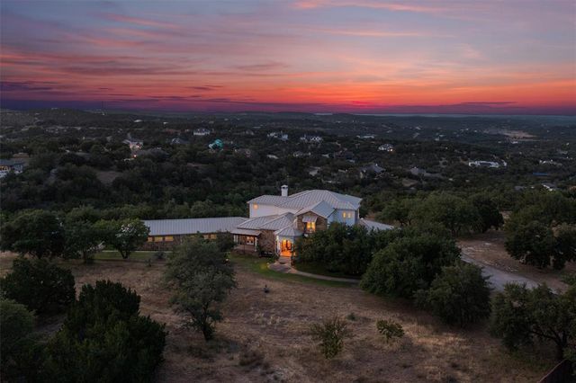 4922 Hidden Creek LN, Spicewood, TX 78669