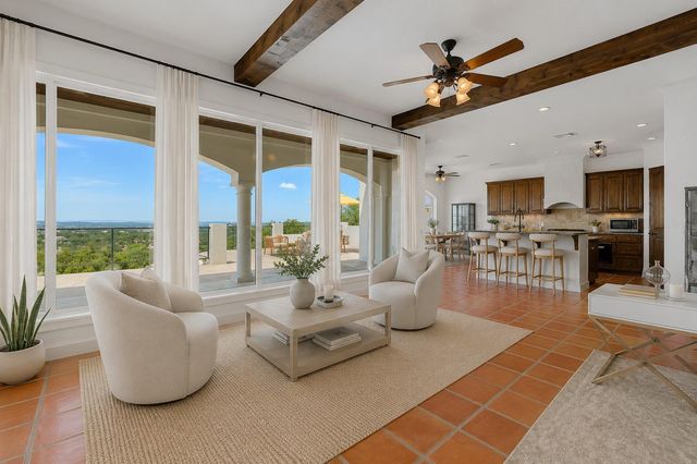 4922 Hidden Creek LN, Spicewood, TX 78669