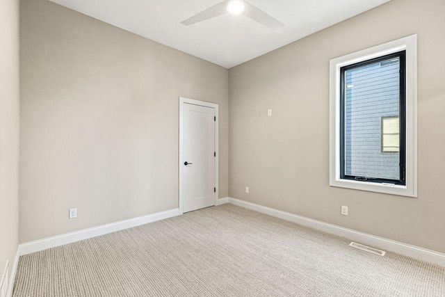 4729 Linden Cove Lane, Savage, MN 55378