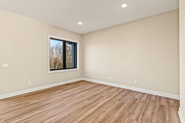 4729 Linden Cove Lane, Savage, MN 55378