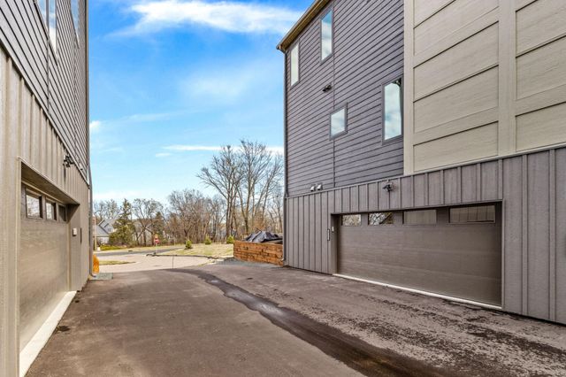 4729 Linden Cove Lane, Savage, MN 55378