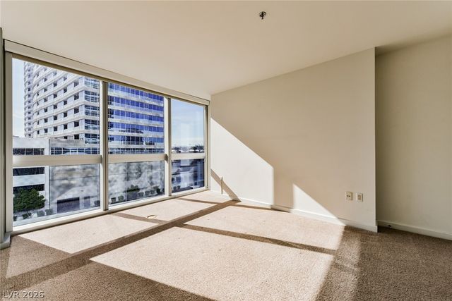 4471 DEAN MARTIN Drive 507, Las Vegas, NV 89103