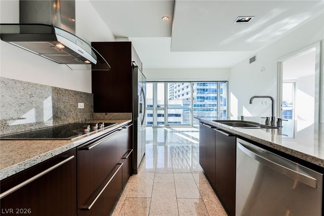 4471 DEAN MARTIN Drive 507, Las Vegas, NV 89103