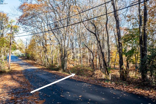 45 Cook Road, Cumberland, RI 02864