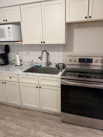 356 Balboa Street 1, Hollywood, FL 33019