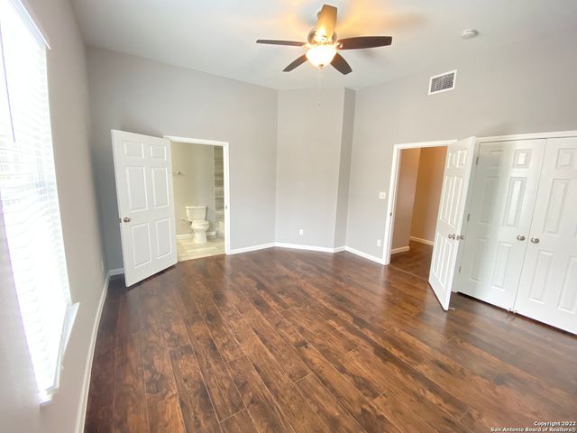 228 Lotus St Unit 101, San Antonio, TX 78210