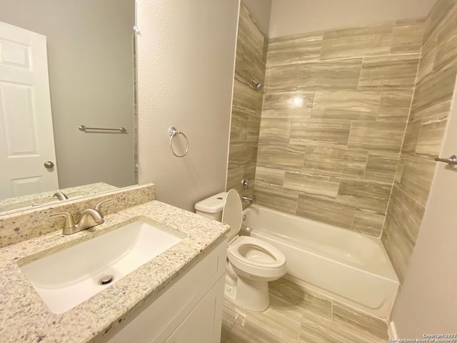 228 Lotus St Unit 101, San Antonio, TX 78210