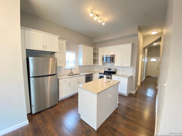 228 Lotus St Unit 101, San Antonio, TX 78210