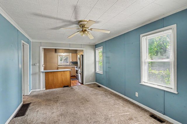 3104 N Van Buren Street, Bay City, MI 48708