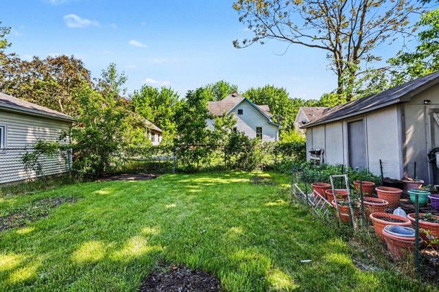 3104 N Van Buren Street, Bay City, MI 48708