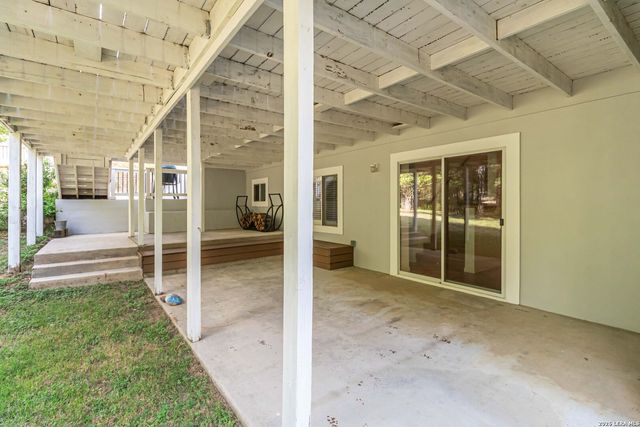 21927 PARK VIEW DR, Garden Ridge, TX 78266