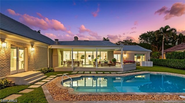 440 Kings Town DR, Naples, FL 34102
