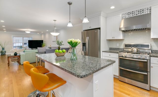 31 Mott Street 31, Arlington, MA 02474