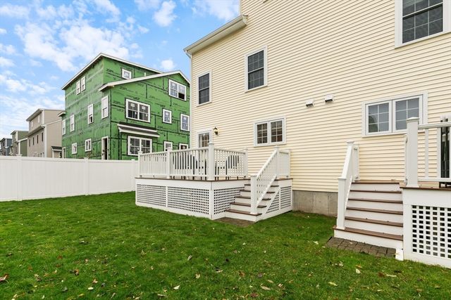 31 Mott Street 31, Arlington, MA 02474