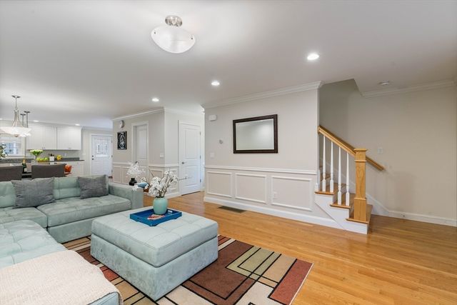 31 Mott Street 31, Arlington, MA 02474