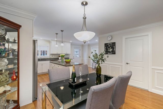 31 Mott Street 31, Arlington, MA 02474
