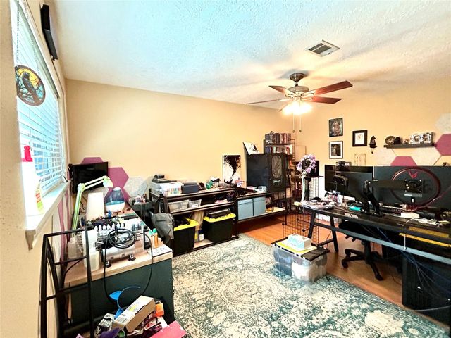 16446 Brookvilla Drive, Houston, TX 77059