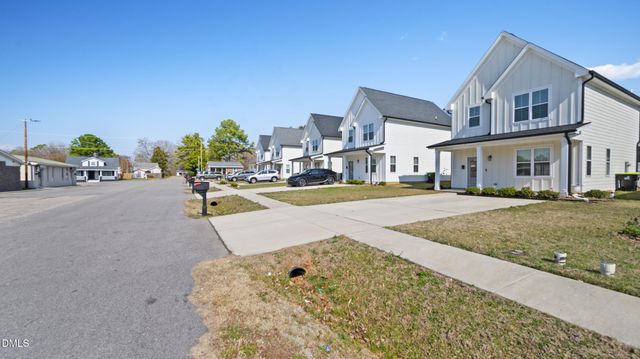 1637 Berry Avenue, Henderson, NC 27536