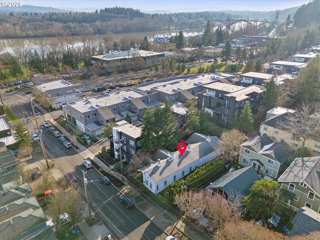 540 S NEVADA St, Portland, OR 97219