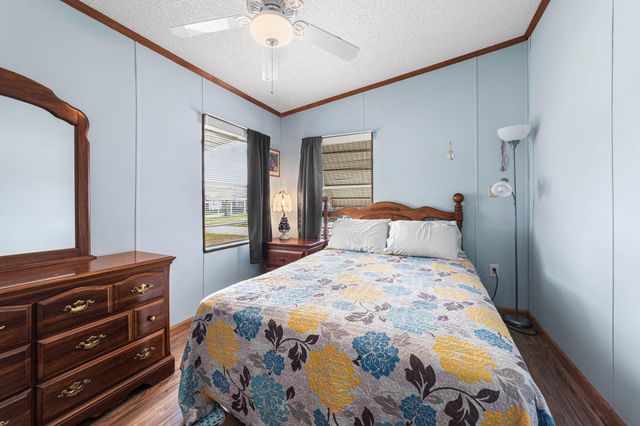 2423 SE 34th Lane, Okeechobee, FL 34974