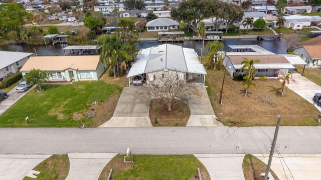 2423 SE 34th Lane, Okeechobee, FL 34974