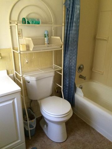 371 Main Street Unit 1, West Dennis, MA 02670