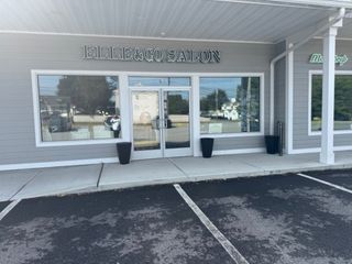 1998 Mineral Spring Avenue 6, North Providence, RI 02904