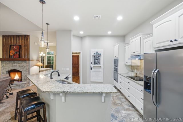 5617 E 188th Street S, Bixby, OK 74008