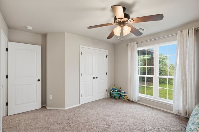 5617 E 188th Street S, Bixby, OK 74008