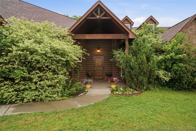 5617 E 188th Street S, Bixby, OK 74008