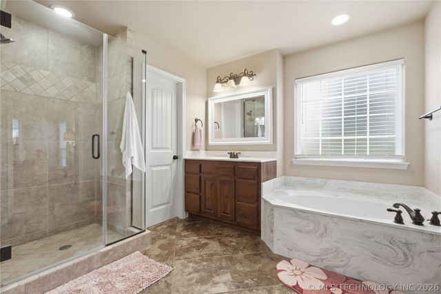 5617 E 188th Street S, Bixby, OK 74008