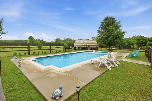 5617 E 188th Street S, Bixby, OK 74008
