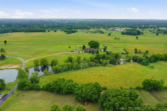 5617 E 188th Street S, Bixby, OK 74008