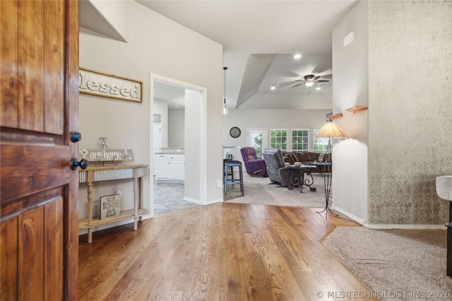 5617 E 188th Street S, Bixby, OK 74008
