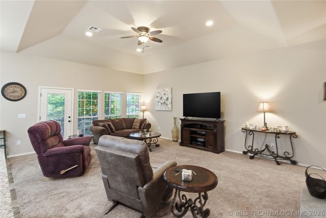 5617 E 188th Street S, Bixby, OK 74008