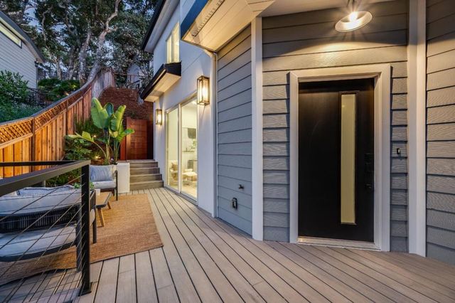608 Lakeview Way, Redwood City, CA 94062