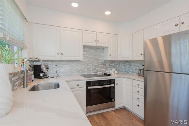 636 Candleberry Court C, St Louis, MO 63122